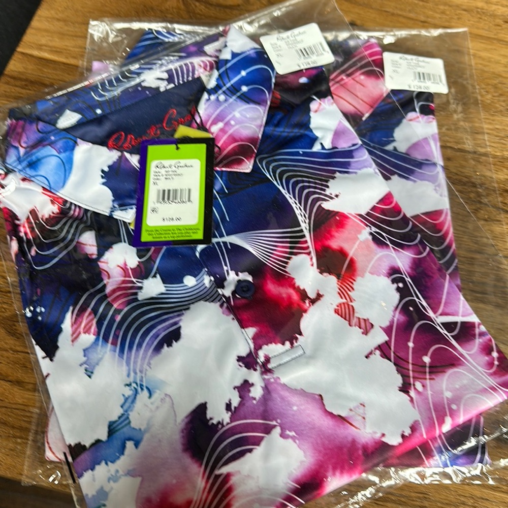NWT- XL Robert Graham Clubhouse “Riptide” shirts.